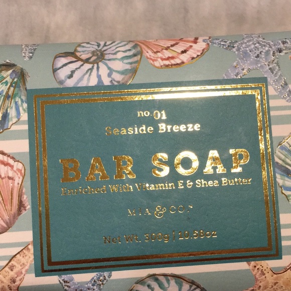 Mia & Co Scented Seaside Breeze Hand Soap Bar 10.58oz Vitamin E & Shea ButterNWT - Picture 4 of 10